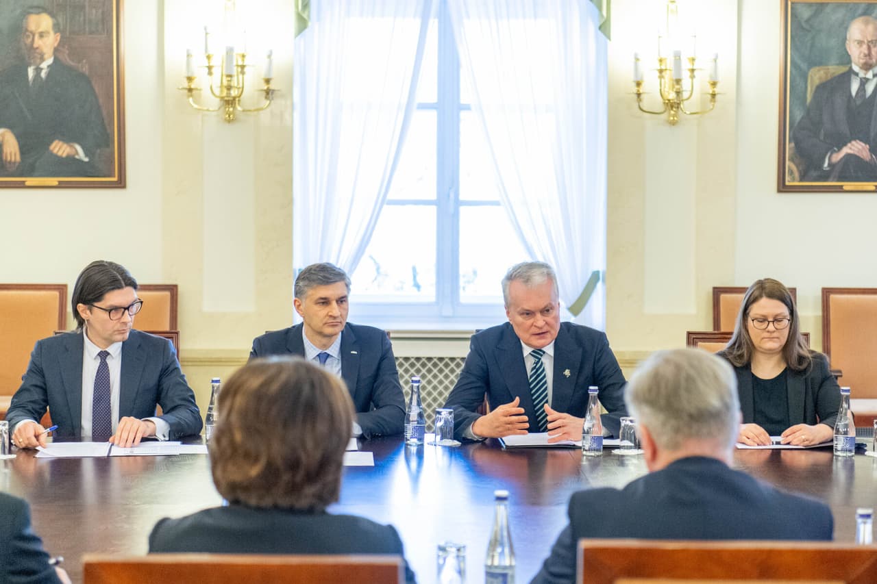 Į mūšį už pienininkystės išlikimą stojo ir Nausėda