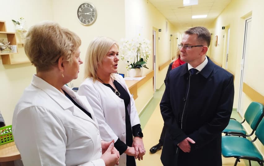 Dulkys pristatė planuojamas priemones, kurios mažins eiles ir krūvį gydytojams