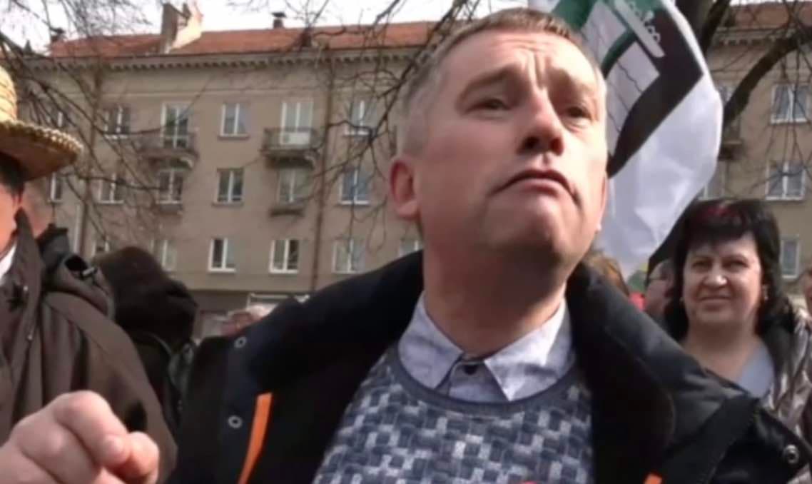 Prie Seimo prabilta apie Molotovo kokteilius