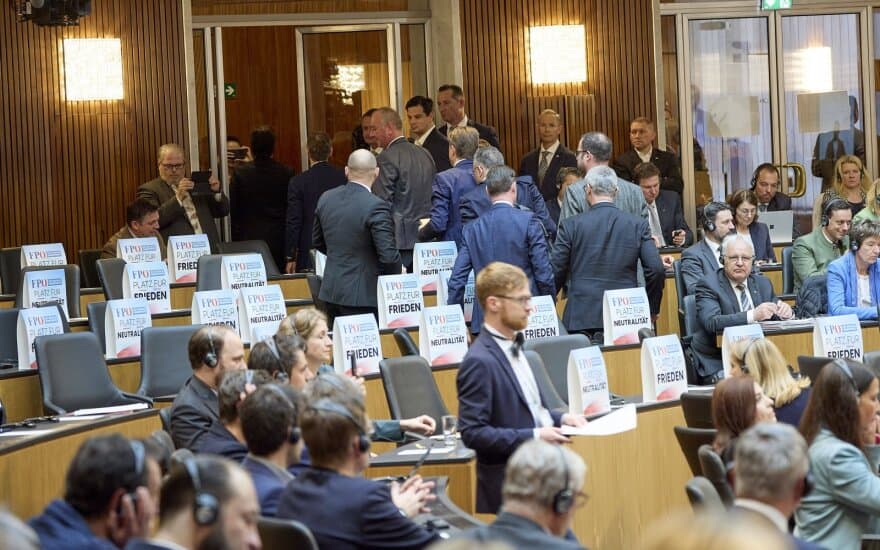 Provokacija Austrijos parlamente supurvino visą gerą Europos Sąjungos vardą