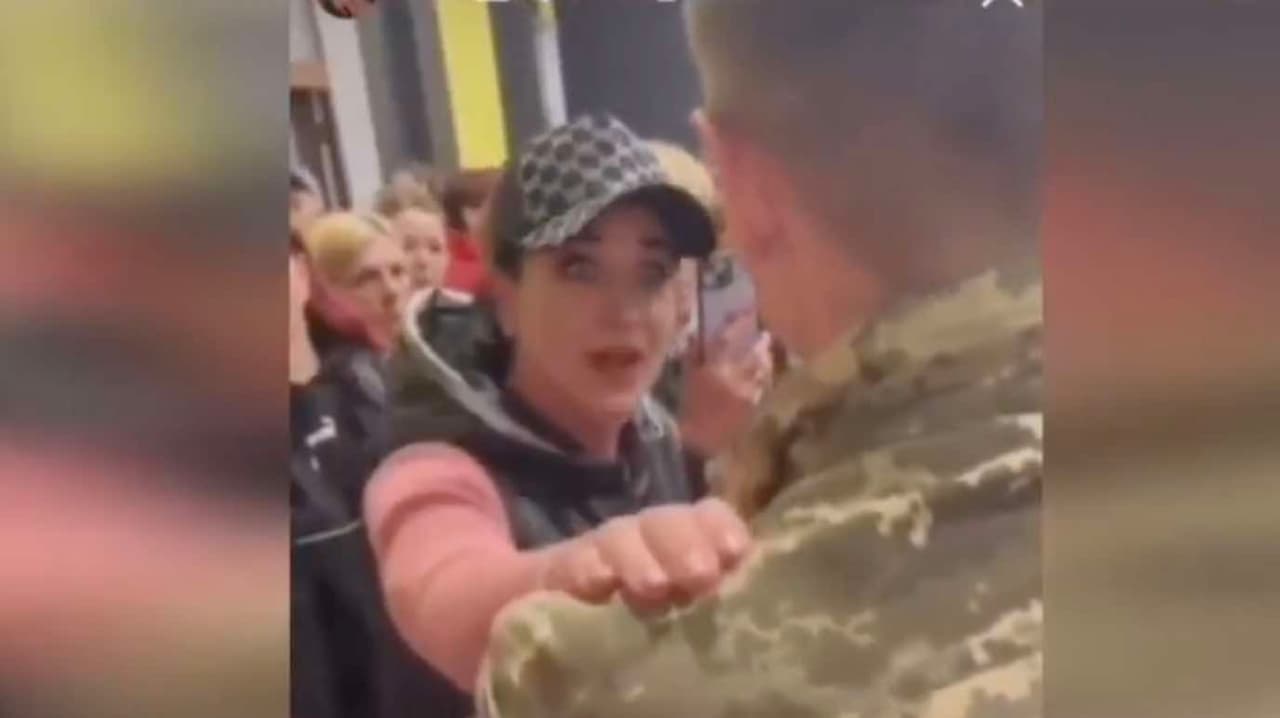Ukrainos moterys po truputėlį vis labiau ima suprasti