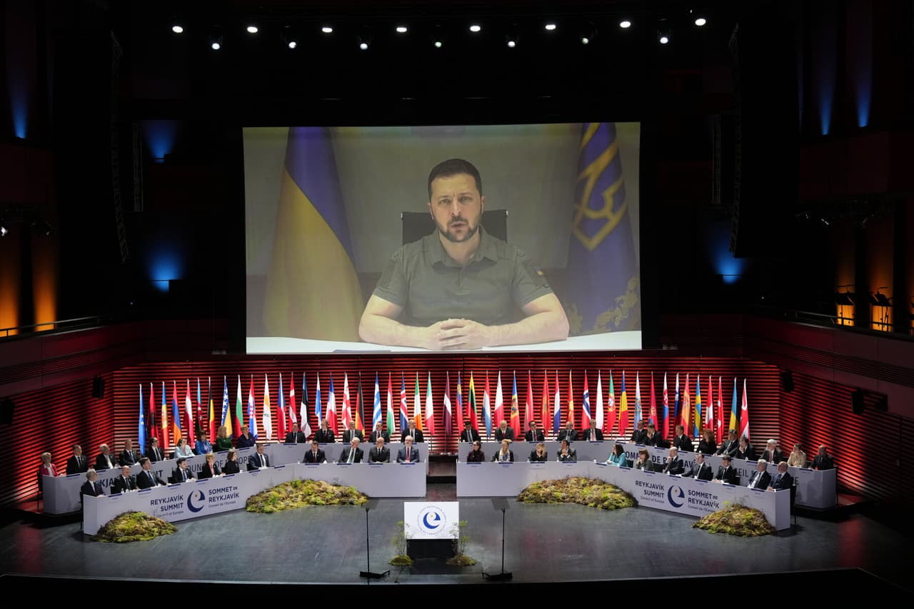 Nausėda kitus metų prioritetus orientuos į Ukrainos temą, Ukrainos atstatymą