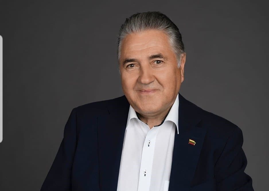 Po komunisto pagerbimo ir apdovanojimo Seime, Seimas stipriai kirto šalies gyventojus naikinusiems LT komunistams