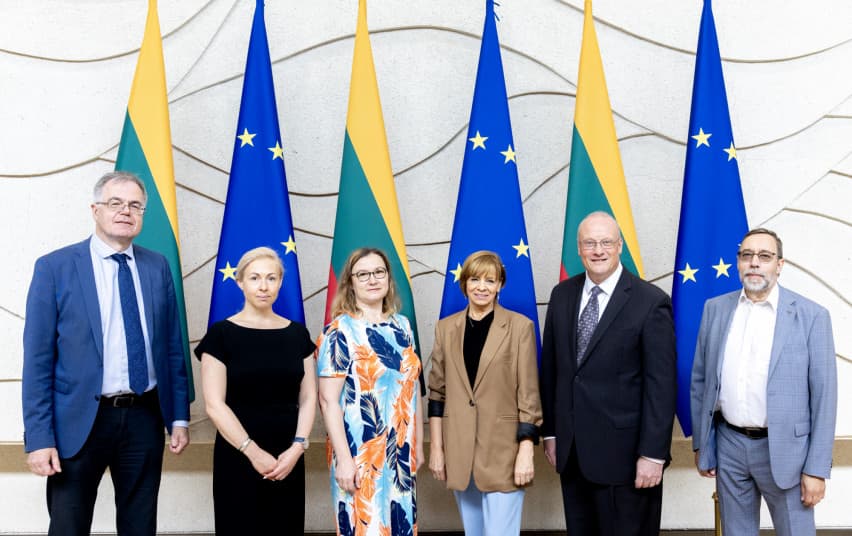 Lietuvių išeivijos JAV istorinės atminties išsaugojimo klausimai aptarti Vyriausybės rūmuose