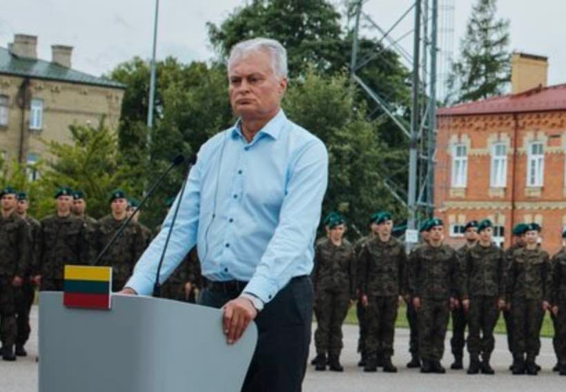 Nausėda politiniams kaliniams ir tremtiniams priminė šių dienų ukrainiečių aukas