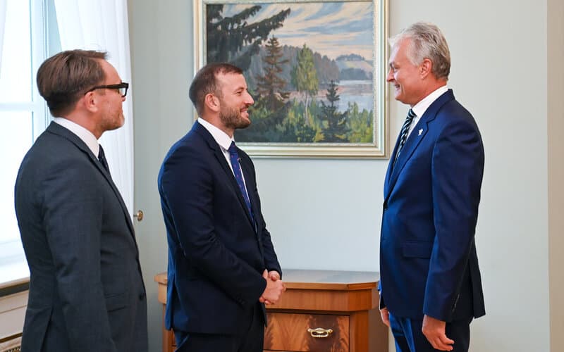 Nausėda prabilo apie 12 sankcijų paketą Rusijai ir sankcijų plėtimą Iranui ir Baltarusijai