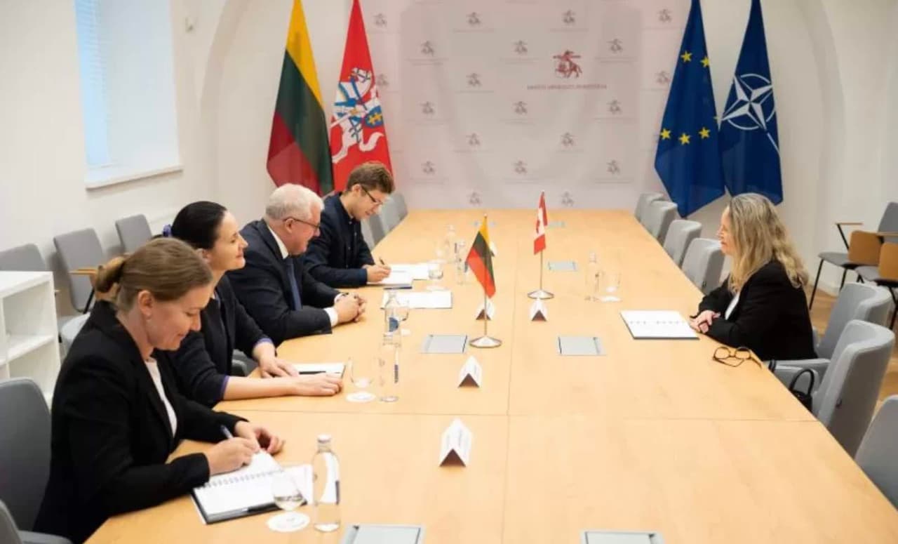 Anušauskas padėkojo už Kanados indėlį į mūsų regiono saugumą