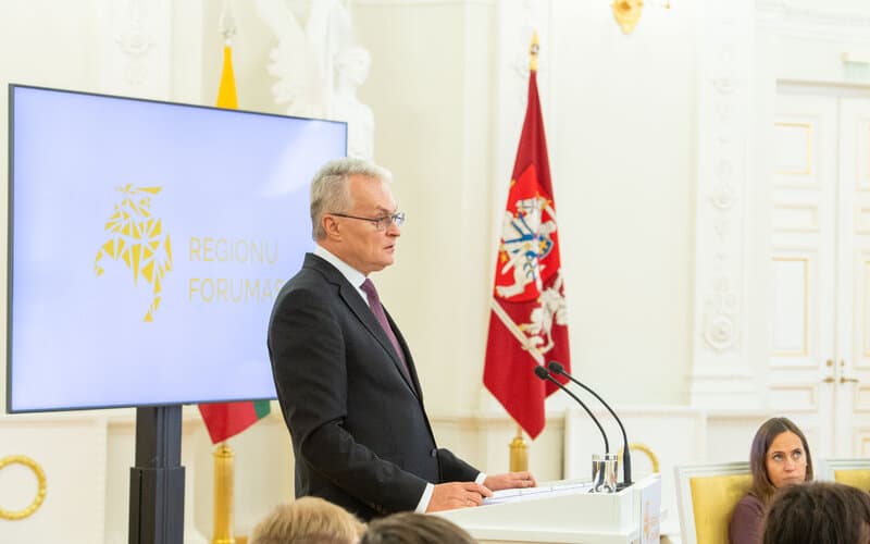 Nausėda Baltojoje salėje regionų lyderiams priminė ir apie pagalbą Ukrainai