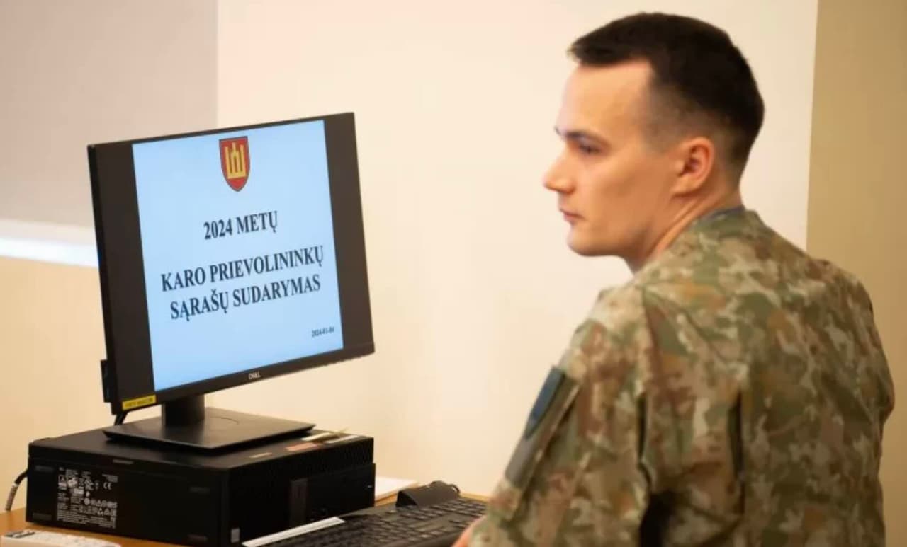 Sudarytas 2024 m. šaukiamųjų į nuolatinę privalomąją pradinę karo tarnybą sąrašas