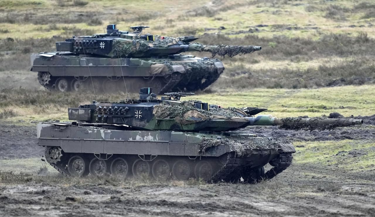 Vokietijos tankas LEOPARD 2 Lietuvoje švenčia pergalę