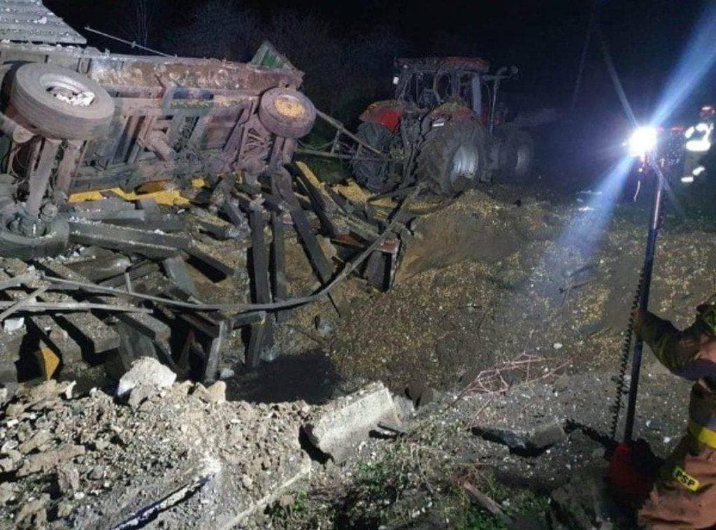 Lenkijoje baigėsi tyrimas dėl traktoristų nužudymo po raketos smūgio