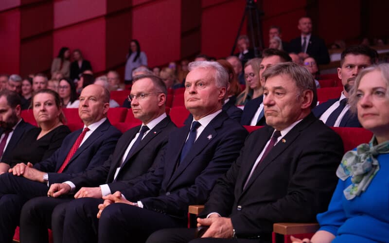 Nausėda pranešė apie savo tikėjimą galutine pergale ir ryžtą plėsti klestėjimo erdvę už dabartinių ES ir NATO sienų