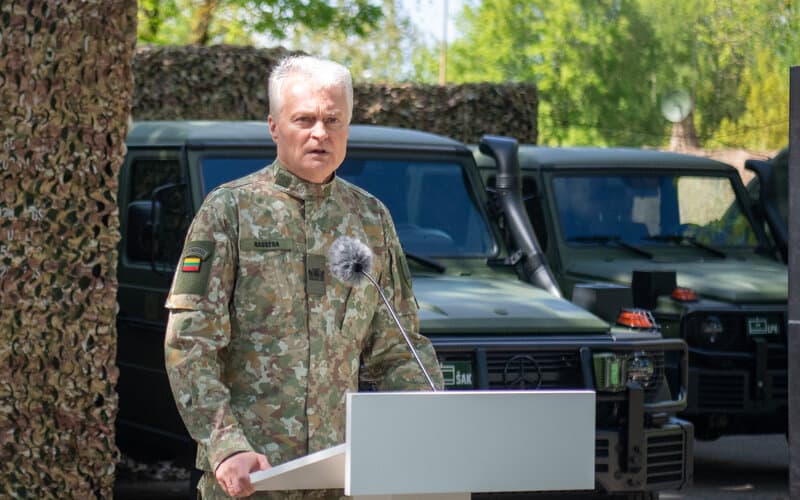 Rinkimų metu pratybų reikia tam, kad Lietuvoje visada būtų taika, išaiškino Nausėda