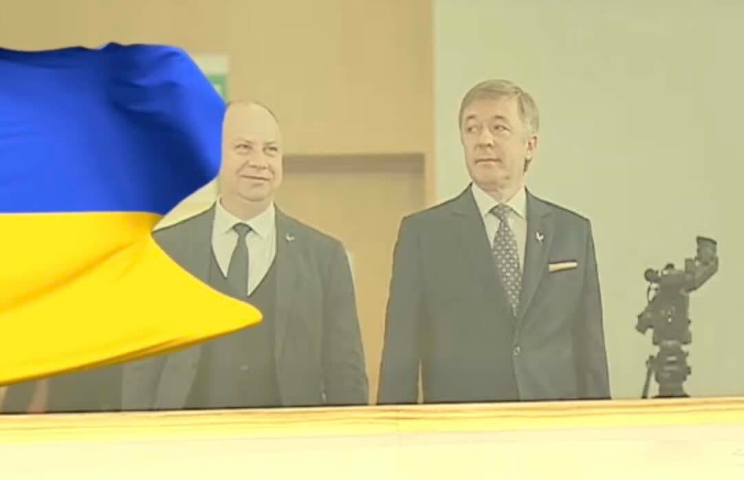Iš išskirtinių politinių parazitų gyvenimo