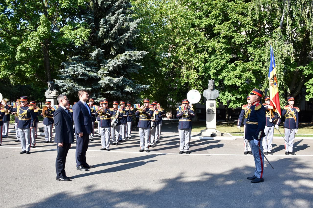 Rusijos karinė invazija į Ukrainą sustiprino Lietuvos ir Moldovos karinį bendradarbiavimą