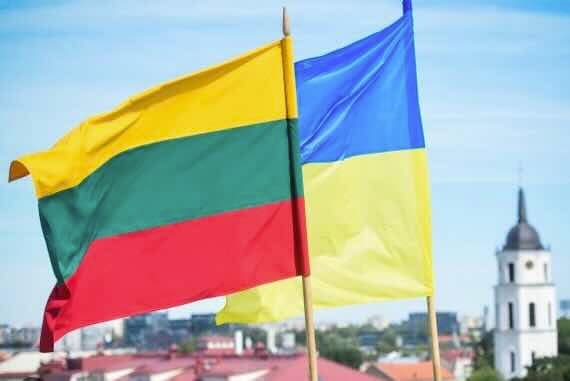 Ukrainos pavyzdys parodė, kad net mažesnės šalys gali pasipriešinti galingoms jėgoms