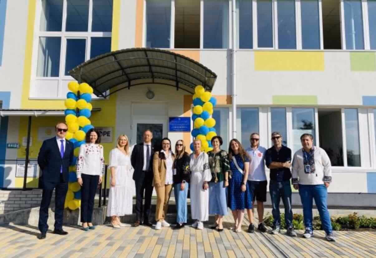 Lietuvos ir kitų valstybių pastangomis, Ukrainoje vėl veikia atstatytas „Pinokis“