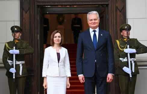 Nausėda pasirengęs dalintis savo gerąja reformų praktika su Moldova