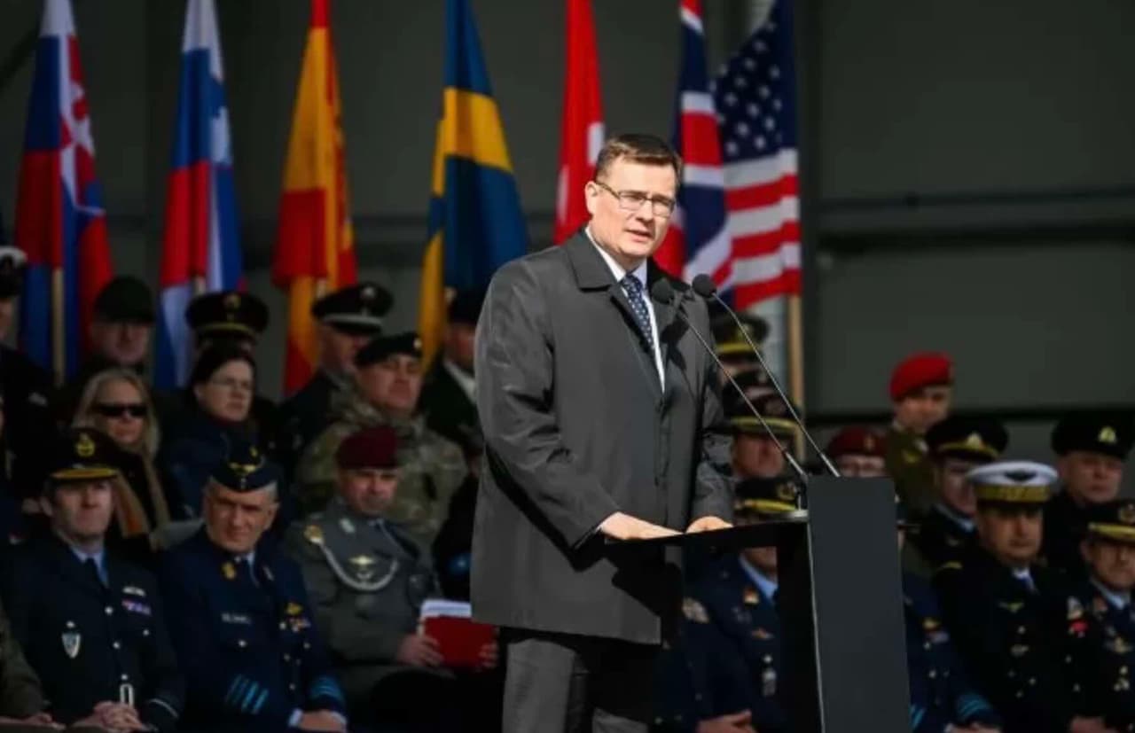 Kasčiūnas Briuselyje aptaria karinės paramos ir spartesnės Ukrainos pergalės klausimus