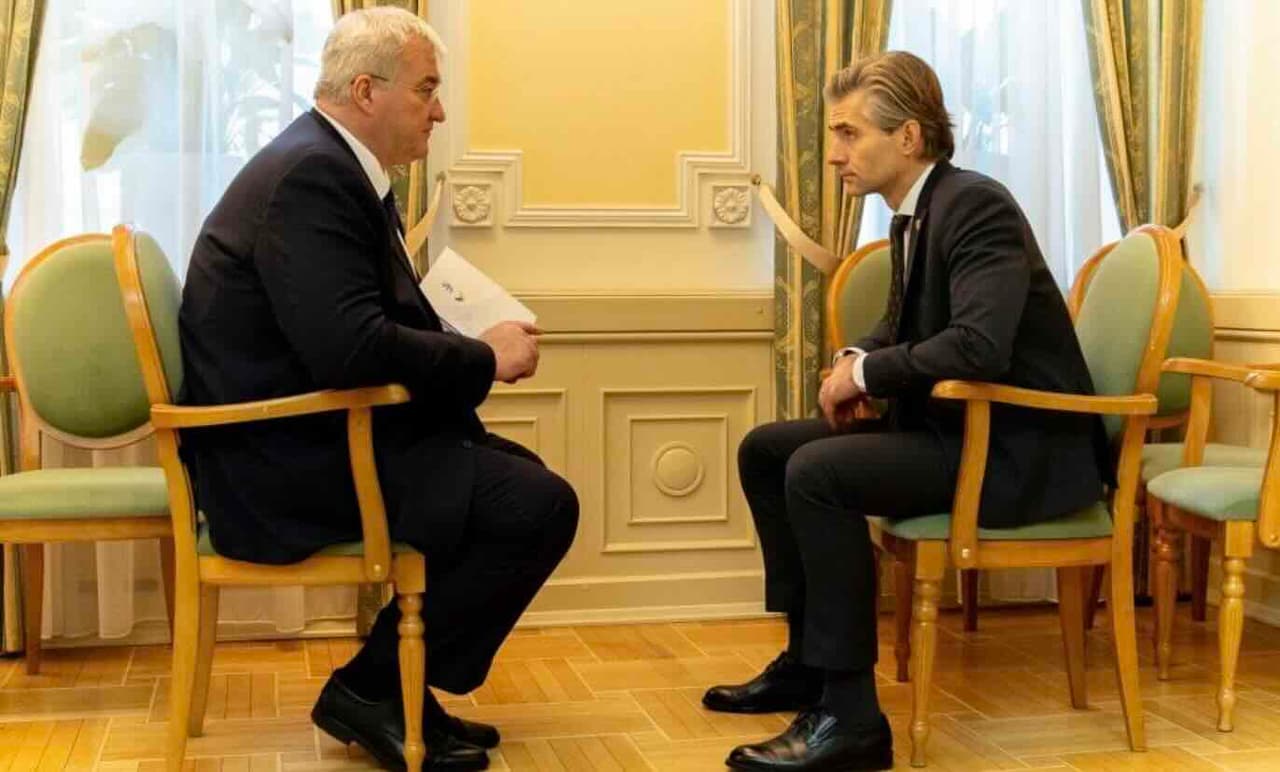 Nausėdos Budrys sieks, kad Lietuvos pavyzdžiu sektų visi sąjungininkai