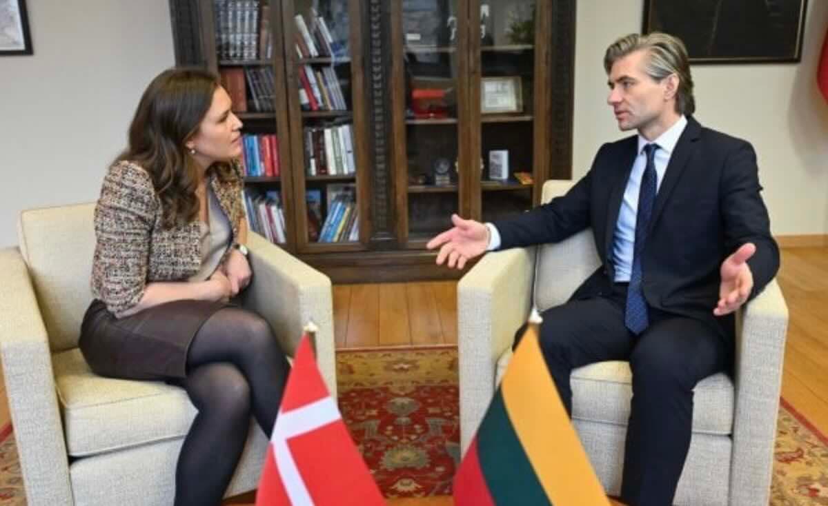 Nausėdos Budrys danus informavo, kada Ukraina turi būti priimta į Europos Sąjungą