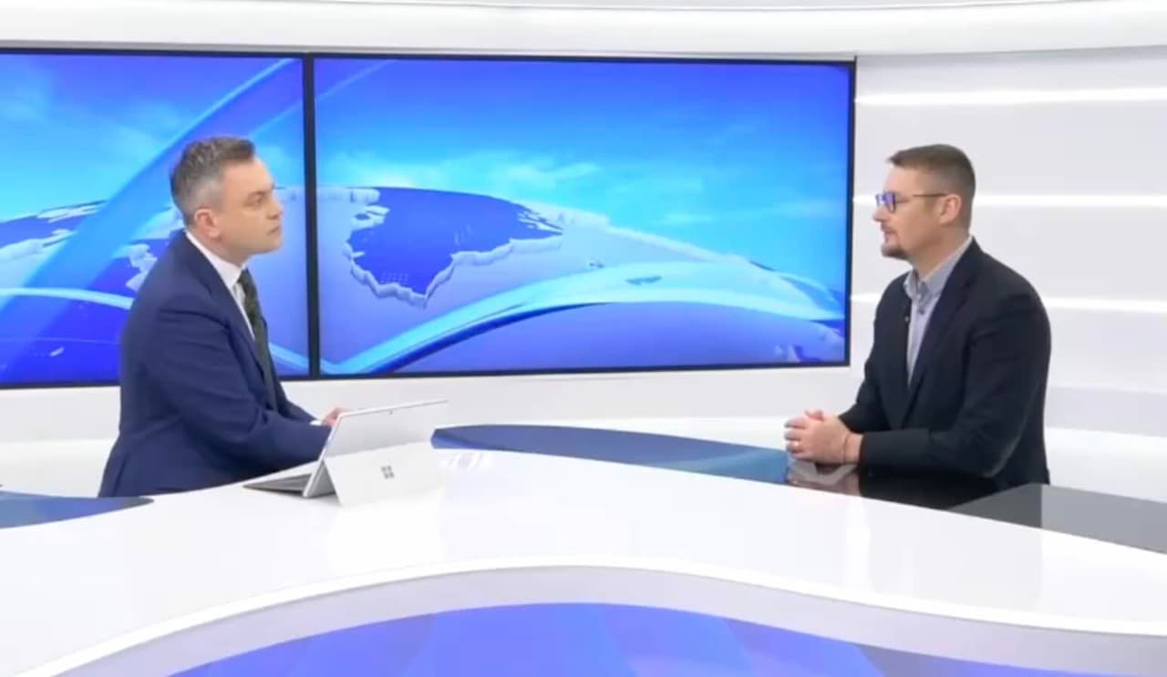 Antanaitis: tu negali siųsti karių ten, kur jie ne tik negali pravažiuoti, bet ir gali žūti