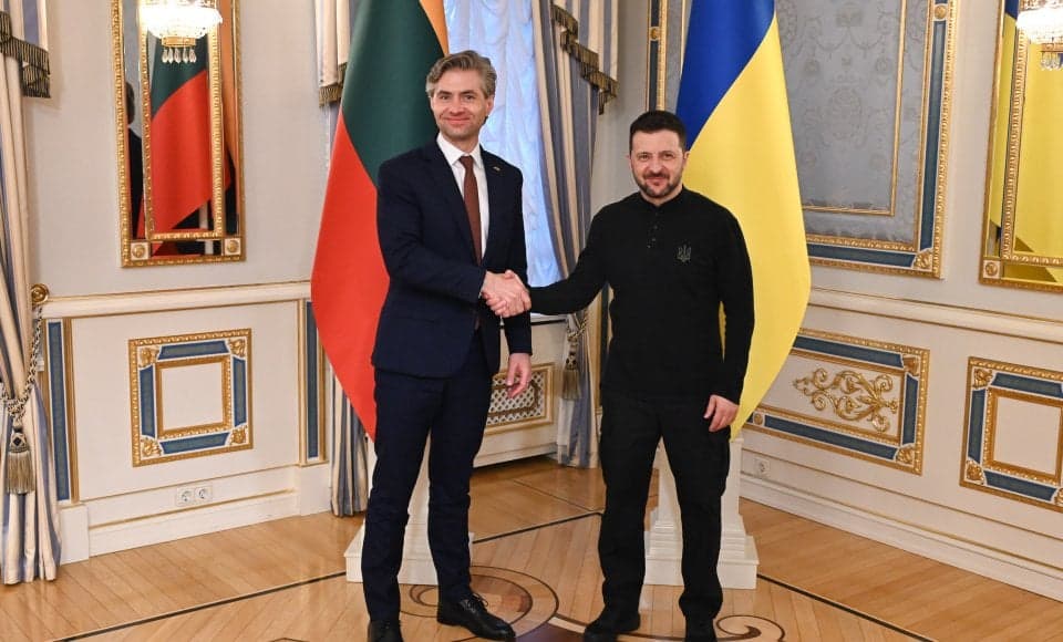 Nausėdos Budrys pranešė apie tolesnį Ukrainos stiprinimą