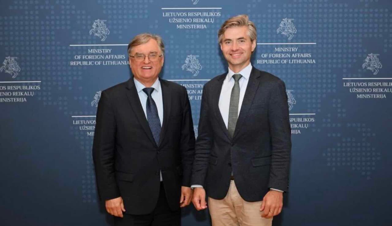 Nausėdos Budrys susitiko su LMT lyderiu Valinčiumi