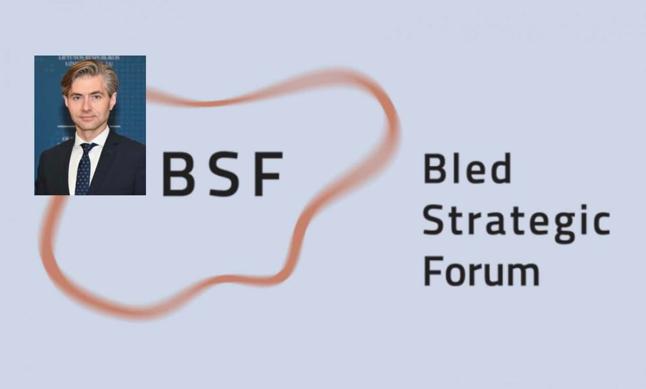 Nausėdos Budrys konferencijoje „Bledo strateginis forumas“, nepraleidžia progos aptarti ir Ukrainos reikalus