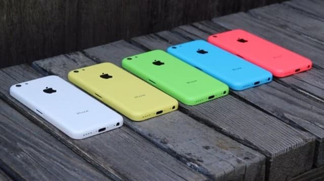 Prognozuojamos „biudžetinio“ „Apple“ „iPhone 5C“ specifikacijos