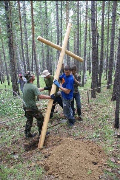 Ekspedicija „Misija Sibiras'13“ – aplankius tremtinių amžino poilsio vietas. Facebook.com nuotr.