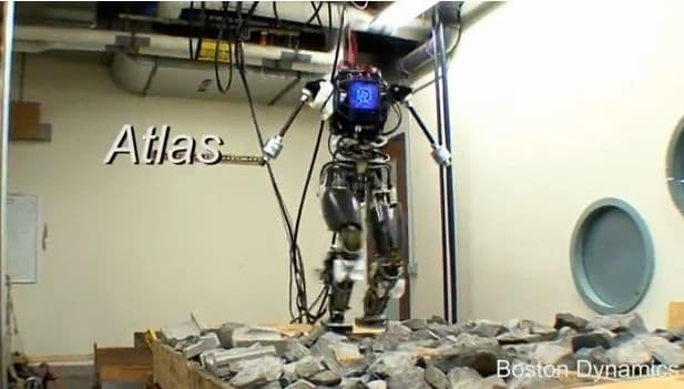 Robotas mulas ir humanoidas „Atlas“ giriasi naujais pasiekimais
