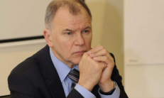 V. P. Andriukaitis.